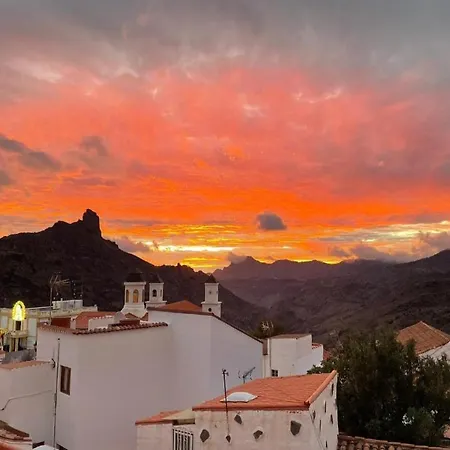 Sol Y Campo Javier Tejeda (Gran Canaria)